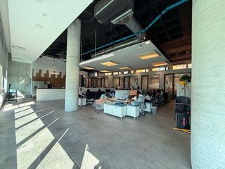 Oficina en renta de 389m2 en proyecto mixto zona Obispado - Monterrey
