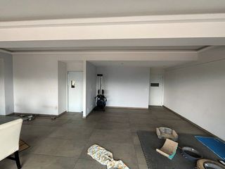 VILLA DEL LAGO, excelente estado