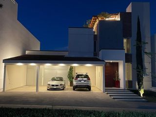 HURBAN VENDE casa en Reserva Residencial.