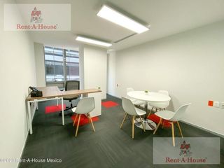 Oficina en Renta en Calle Jaime Balmes, Polanco RU 26-314.