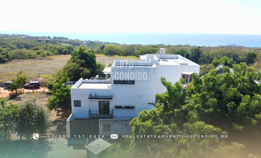 Residencia Moderna Cerca del Mar en La Barra de Colotepec