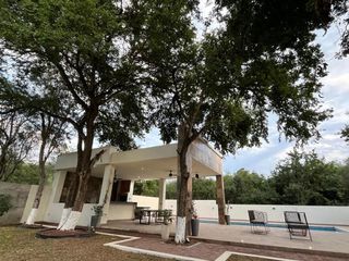 Quinta en Venta en MISION ANTIGUA sobre Carretera a Cadereyta
