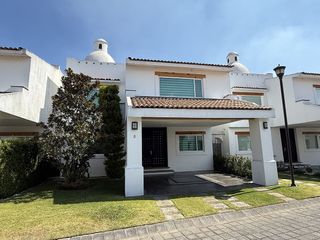 Venta de  casa en condominio tipo mediterráneo