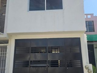 Casa en Venta en Tonalá - Ceramica Oriente 2896