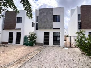 Casa equipada en Venta, en privada con amenidades