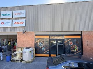 Se renta local de 268 m² en Plaza BH Otay, Tijuana