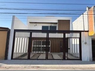 Casa en Fraccionamiento España, Aguascalientes