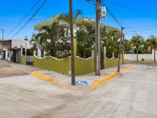 CASA EN VENTA | MEGA ESQUINA VALLE DORADO| Bahía de Banderas| Potencial crecimi