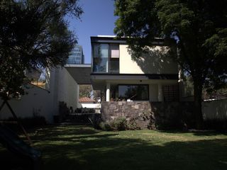 OPORTUNIDAD RESIDENCIA CON JARDIN EN PICACHO PEDREGAL