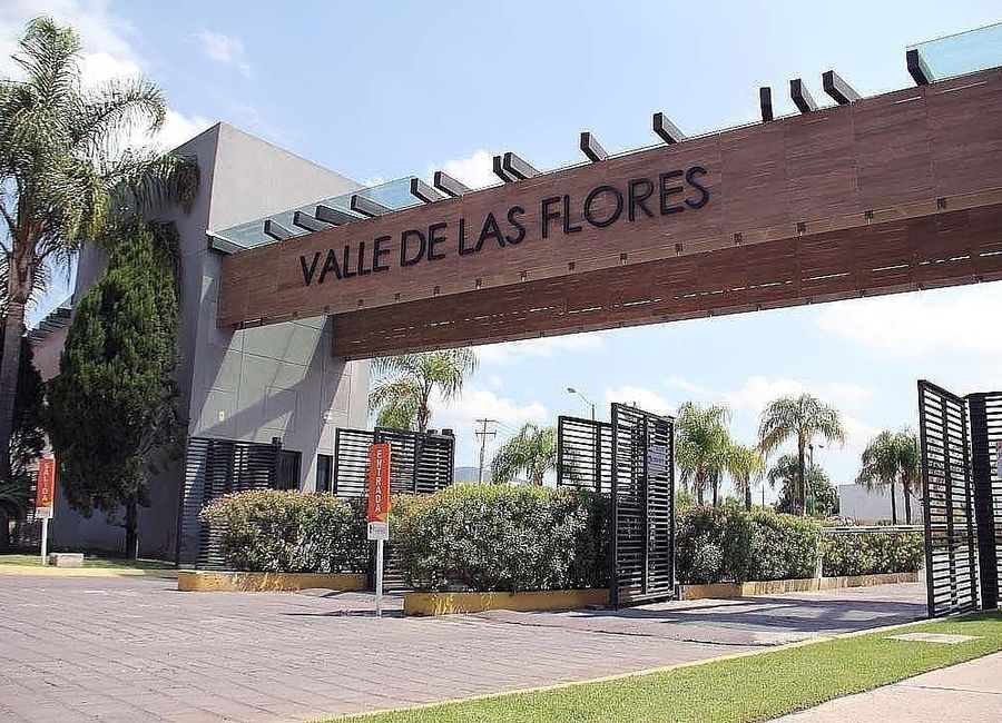 Terrenos en venta Valle de las Flores Guadalajara | Crédito INFONAVIT y ...