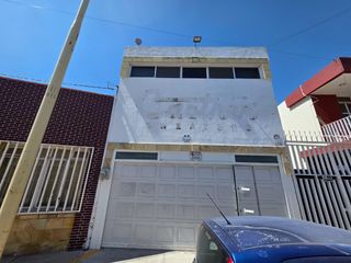 VENTA BODEGA COMERCIAL A UNA CUADRA DEL JARDIN DE SAN MARCOS BI