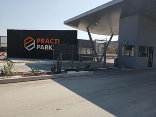 BODEGA 240m2 en parque frente al PIQ