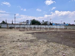 Terreno en RENTA 5900 m2 zona Romero Vargas, bardeado y con todos los servicios.