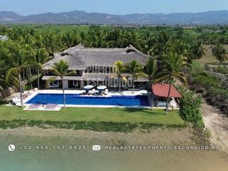 Incomparable Exclusiva Propiedad de Lujo Frente al Mar