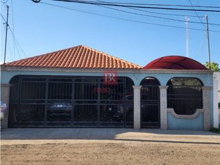 CASA EN VENTA EN COL. VILLAS DEL NAINARI. CD. OBREGÓN, SONORA