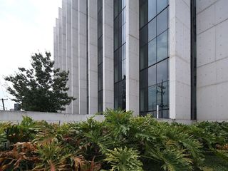 Renta oficina de 390m2 en edificio zona Valle San Pedro Garza García