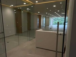 Oficina acondicionada en renta de 320m2 zona Obispado, Monterrey N.L.