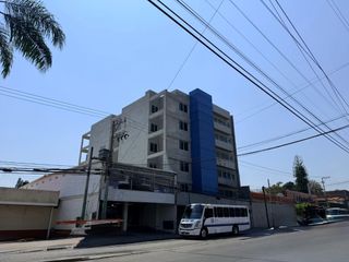 A un costado del Sanborns