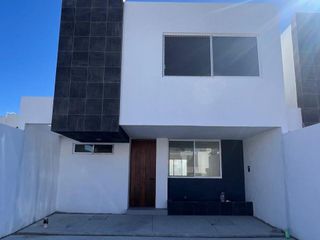 Casa en Venta en Alcazar, Jesús María, Aguascalientes.