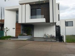 Casa En Venta Tamarindos Residencial  Aguascalientes