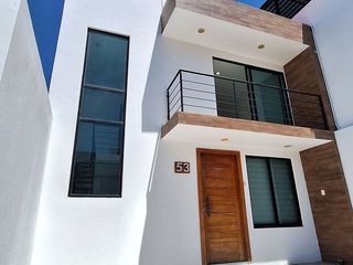 VENTA DE CASA EN LA ANTIGUA CEMENTERA, HERMANOS SERDAN