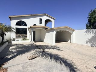 Casa de 4 recámaras en La Gloria, Tijuana