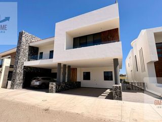 Casa en venta en Campo de Golf