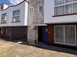 Casa en condominio remodelada en la Colonia Toriello Guerra