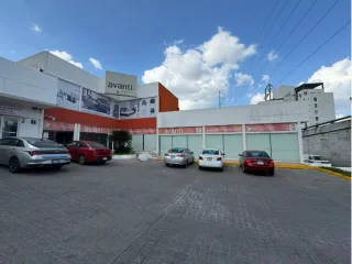 Local en Centro Comercial en Renta en Cumbres