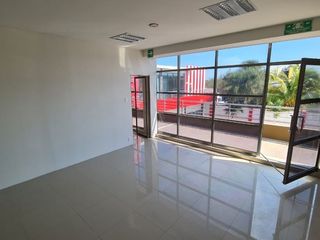OFICINA O LOCAL COMERCIAL EN RENTA. CIUDAD DEL CARMEN