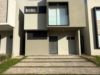 Casa en 	Cantelli Residencial
