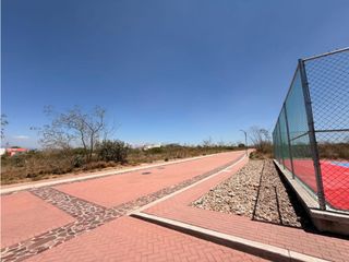 VENTA DE TERRENO CIUDAD MADERAS SUR II