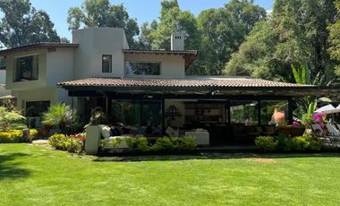 CASA VENTA  AVANDARO VALLE DE BRAVO CLUB DE GOLF