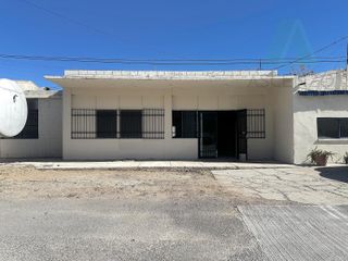 Renta de Oficina con bodega por las Industrias, Seraco