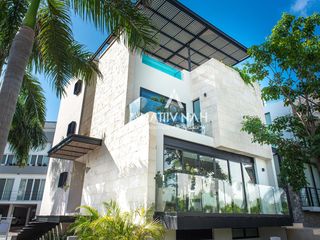 Casa en Renta Condominio Laguna Puerto Cancún