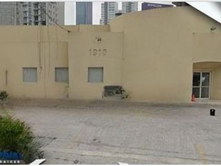 Nave Industrial / Bodega en Renta en Santa Maria