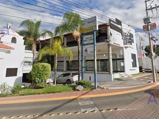 OFICINAS EN RENTA EN RESIDENCIAL RIO SAN PEDRO SOBRE AV. AGUASCALIENTES