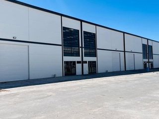 Bodega en renta 1080m2  zona Parque Industrial Querétaro. GPS