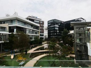 RENTA LOCALES Y OFICINAS EN PLAZA SAN TELMO AL NORTE DE LA CIUDAD MA
