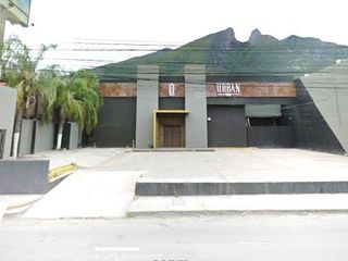 Tienda / Local Comercial en Renta en Jardines del Contry