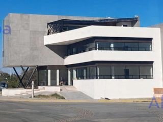 LOCALES Y OFICINAS EN RENTA EN ALBERIA AL PONIENTE