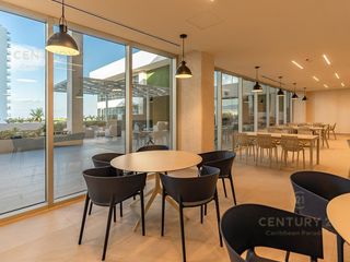 Oficina Comercial en Renta en Puerto Cancún | Con Vista Panorámica | C3902