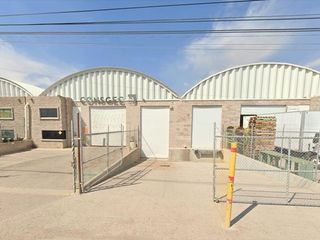 Bodega / Nave Industrial en renta en Aguascalientes de 1,100 m2 con anden y área de oficina