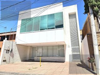 Oficina - Fraccionamiento Bosques del Prado Sur