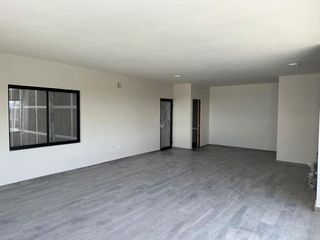 Rento bodega Industrial de 1072 m² en Sta Catarina N.L