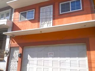 Casa en Venta en Privada Excelente Ubicacion Villafontana