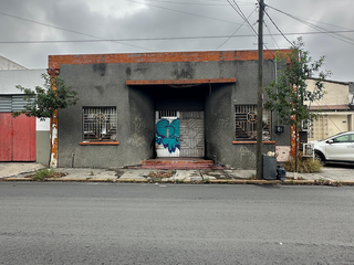Propiedad en venta en el Centro de Monterrey, ubicada sobre calle Carlos Salazar