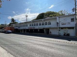 OFICINAS EN RENTA FRENTE A CAÑA HUECA