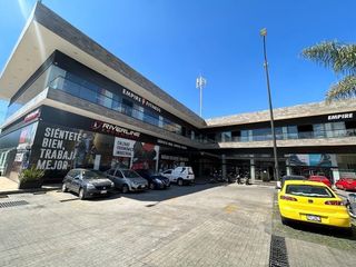 Local en renta Plaza 2000 por la zona de la PEPSI Puebla