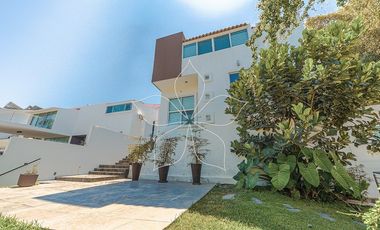 RESIDENCIA EN VENTA EN LAS CAÑADAS, ZAPOPAN, JAL.